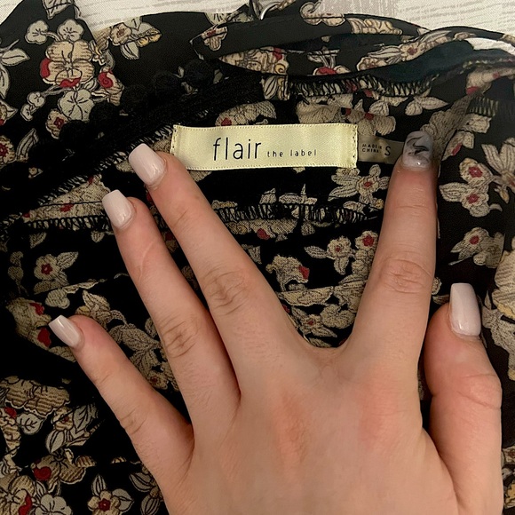 Flair the label, mini dress used once - Picture 3 of 3